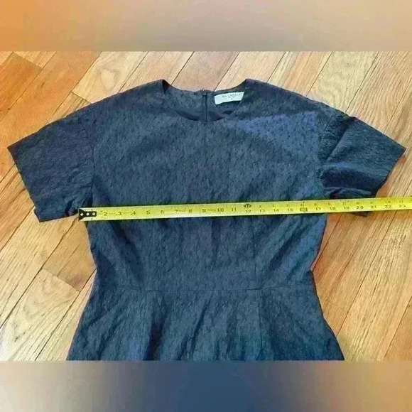 MM LaFleur Gayle Dress in Vine Jaquard Women’s Sz 8 Sheath Knee Length Navy Blue - Picture 13 of 16